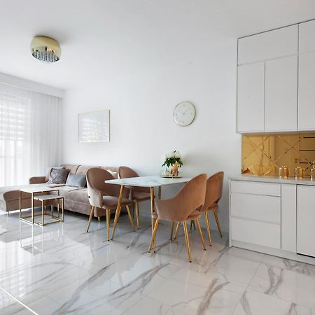 Elite Apartments Letnica Glamour Gdansk Bagian luar foto